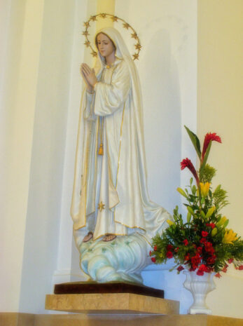 María